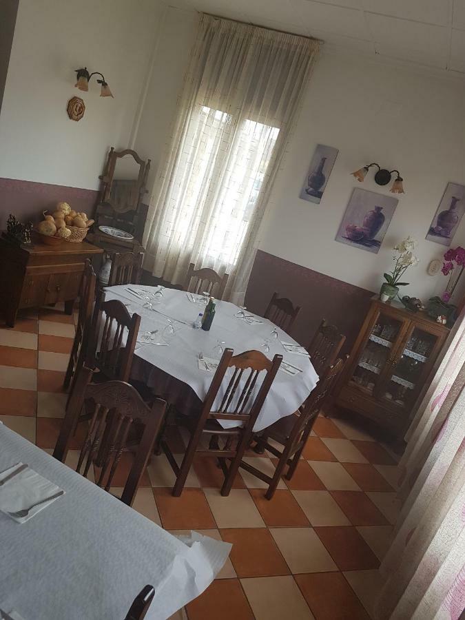 Apartamentos Hostal Cabanas Carboneras de Guadazaon Екстер'єр фото